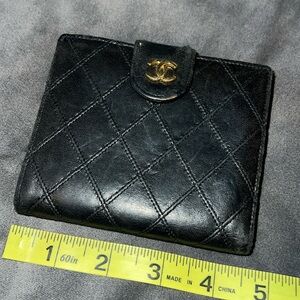 Chanel Diamond Quilted Calfskin Wallet